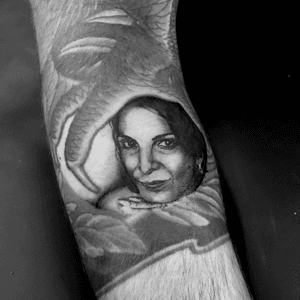 One of my favourite pieces to date, being able to tattoo the person who trained me and taught me was amazing. We did this cool mini portrait on my bro Terry, of his wife. 