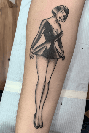 #pinup #traditionaltattoo #traditional 