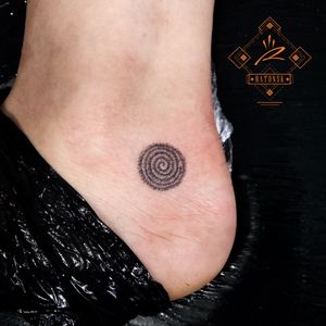 Nghệ thuật Mini tattoo 2 centimet tuyệt đẹp và độc đáo nhất