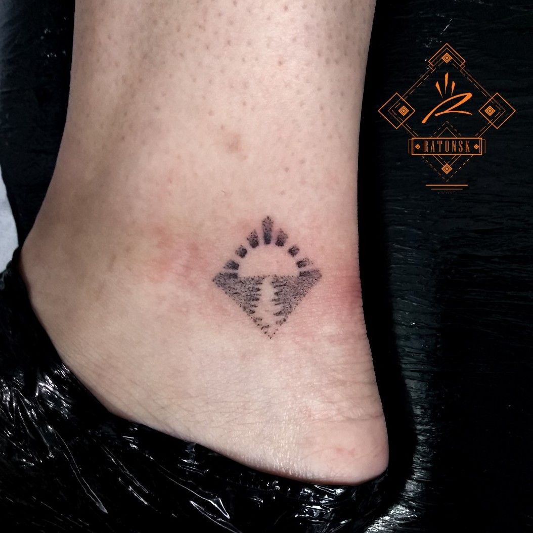 Bow tattoo dim  about 4cm x 3cm width x height by JanMarciniak on  DeviantArt