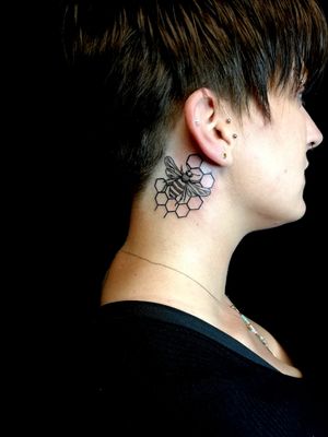 Tattoo uploaded by Lizzy Tat2 • Little Bumble Bee • Tattoodo Tattoo uploaded by Lizzy Tat2 • Little Bumble Bee • Tattoodo