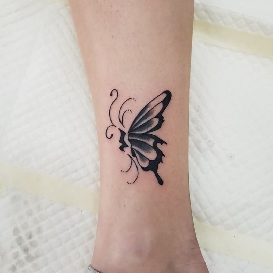 Musical butterfly  Tatoeage muziek Tatoeageonwerpen Vlinder tattoo