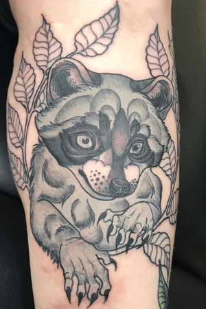 Work in progress for a leg sleeve of animals and flowers 