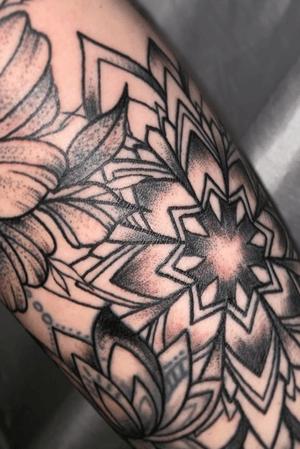 Side of arm Mandala/Lotus
