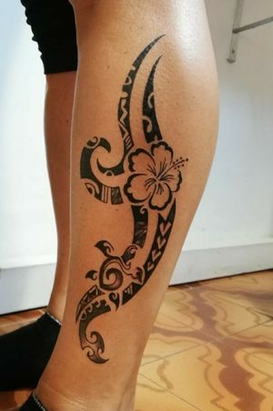 Tattoo by Gio. @giovanna_filippini  #maoritattoos #blackworktattoo #tatuaggio #polinesiantattoo #portalchiletattoo #marquesiantattoos