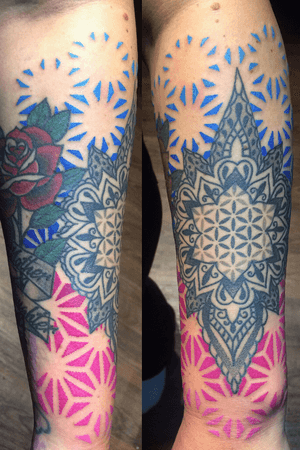 Start of a half sleeve mandala healed colour patterns fresh #mandala #pattern #geometric #geometry #sacredgeometry  #dotwork #dots #maryjane #maryjanetattoo #stockholm #tatueringstockholm
