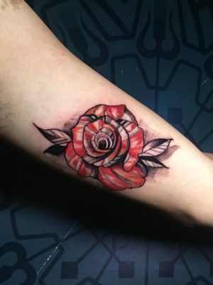 Red rose 🌹🥀 . Thanks Omer for the trust and for the opportunity. Please check out more of my work on links below:Instagram/Facebook- @matheuslanskyWhatsapp- 0538036216______________________________________________#flowertattoo #rosetattoo #colortattoo  #tattoo2me #photooftheday #instatattoo #instaart  #inked #sketchtattoo #art #bodyart #watercolortattoo