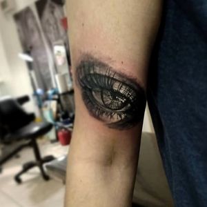 Ojito! 👁️⚡ . . . #ojo #ojito #eye #realistic #realismo #tattoo #tats #tatuaje #tattuagen #tattuaggi #cba #arg #grises #cinsa