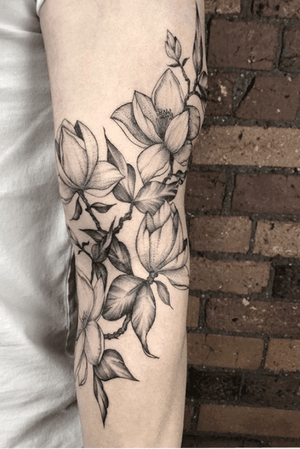 Freehand magnolias 