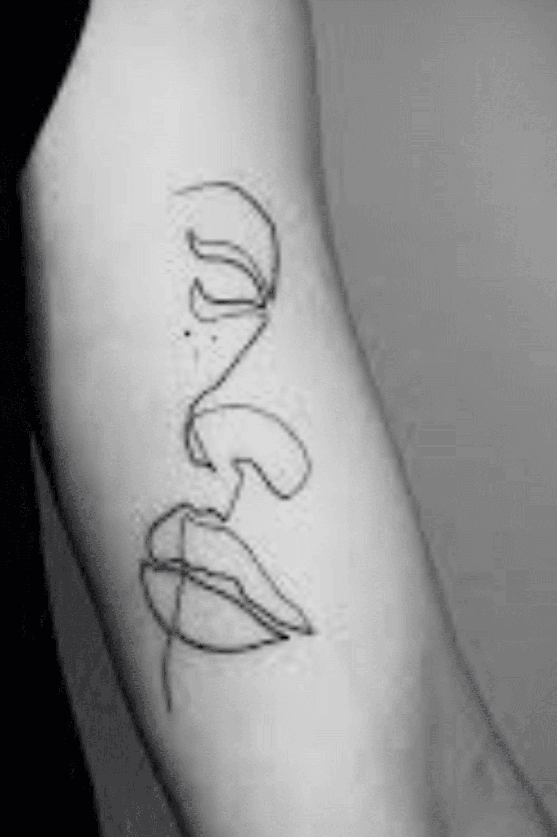 Body contour line tattoo by Melanie  Urban Element Tattoo  Facebook