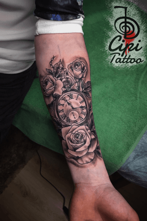 ⚜️Cipi Tattoo📣📲 +37369683935 📩🔝 #CipiTattoo #Cipiink #inked #tattoochisinau #tattooideas #tattoos #tattoo #тату #tatuaje #clock #clocktattoo #rose #rosetattoo #clockwithrosetattoo #moldovatattoo 