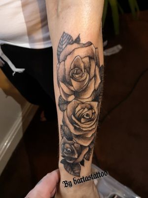 Roses tattoo, flowers.. 