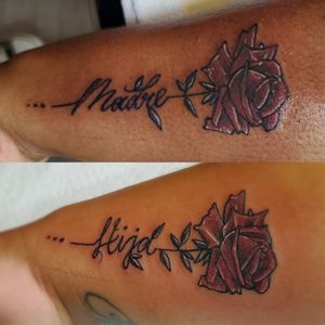 Mom and Daughter matching roses 