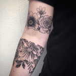 #photooftheday #tattoooftheday #tattoo #tatouage #flowers #flowertattoo #petitspoints #dot #dotwork #dotworktattoo #dottattoo #dotworker #stippling #stippletattoo #sleevetattoo #lausanne #lausannetattoo #tattoolausanne #fann_ink 
