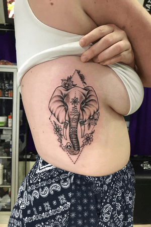 Line art elephant