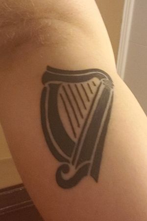 Another piece to the Irish theme. Inside my right bicep