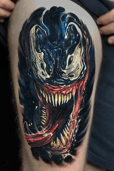 Venom - colour tattoo done in 2 sessions #venom #venomtattoo #spiderman #marvel #MarvelTattoo #colourtattoo #realism #realistic #realistictattoo #oldlondonroadtattoos #simonecamilloni #tattooart #tattooartist #tattooartistmagazine #ink #inked #inkedup 