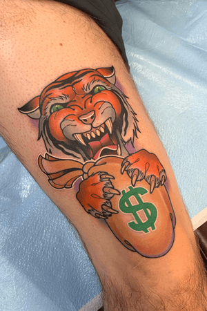 Neotraditional tiger and money bag #hustle #tiger #neotraditional #whiteink #traditional #color #denver 