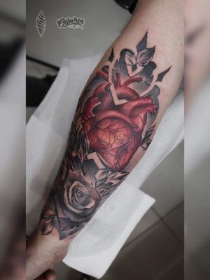 Wherever you go, go with all your Heart🍁 One good session as it is👌 Info & Enquaries: saint.wandal@gmail.com @yayofamilia ProTeamArtist👏 #armtattoos #tattoo #tattoos #inked #inkedlife #wandaltattoo #inkig #radtattoos #bigtattoos #cooltattoos #blackandgray #blackandgrayrealism #skull #coliseum #roman #killerink #realismtattoo #londontattooist #londontattoo #yayofamilia #русскийлондон