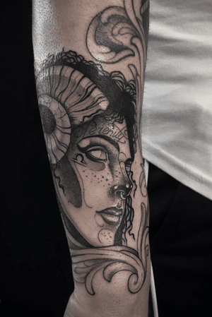 Anomaly serie • #blackandgrey #tattoo #customdesign 