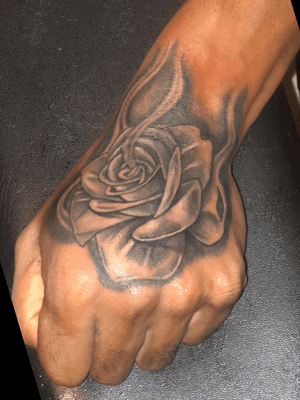 Black and grey rose 