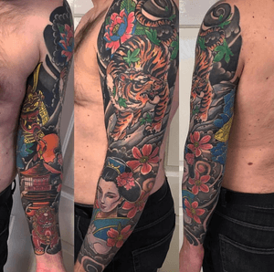 How epic is this Japanese sleeve by Dan (@dannyrealistictattooing)! Send us over your Japanese references if you're looking for something cool 🎏🐲
