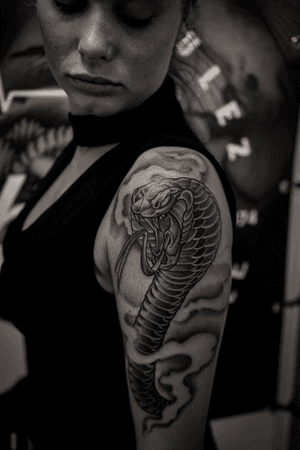 Snake tattoo #tattoo #blackandgrey #blackandgreytattoo #snake #snaketattoo #ink #inkedgirl #tattooedgirls #sleeve #tattooartist 