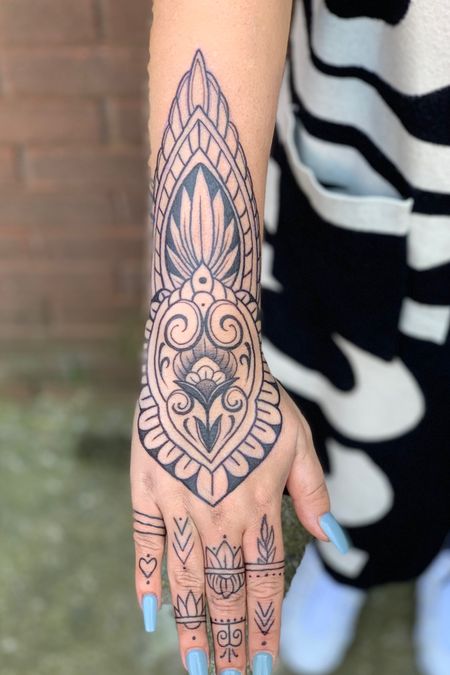 Flash tattoo