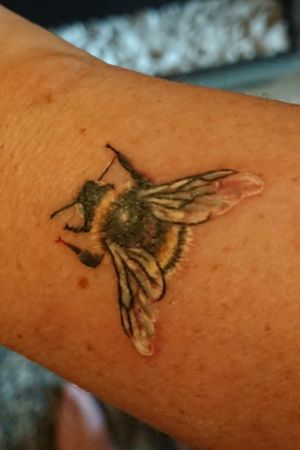 My beautiful buzz #bee