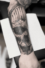 💀 #tattoo#tattoogallery#tattooinsta#inkmag#tattooer#darktattoos#tattoomodel#tattooartist#realistictattoo#blackandwhite#instatattoos#italiantattoo#tattoopage#tattoolife#bedford#onlysolidtattoo