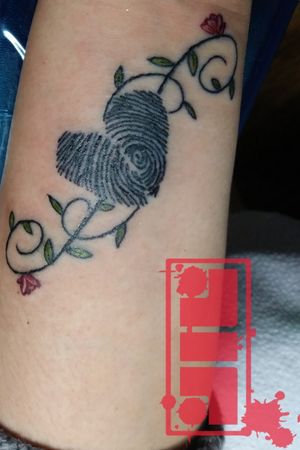 Fingerprint tattoo on client...Thanks for looking. #daintyflower #daintytattoo #femininetattoo #prettyink #customtattoo #original #byjncustoms