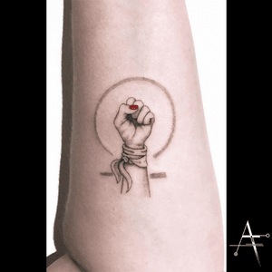 Girl Power! #dayofthegirl #girlpower #handtattoo #realistic #tattoo #tattooartist #tattooidea #art #tattooart #ink #inked #customtattoo #customdesign #tattooist #linework #microtattoo #singleneedle #singleneedletattoo #realistictattoo #microrealism #intenzeink