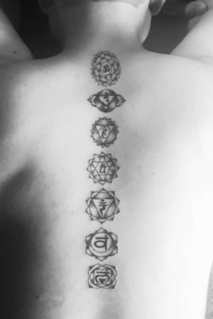 Seven chakras tattoo on the back for Juan #chakrastattoo 