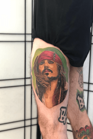 Jack sparrow, my first realism portrait ive done on a skin instead of a canvas ❤️ @oztattoox
