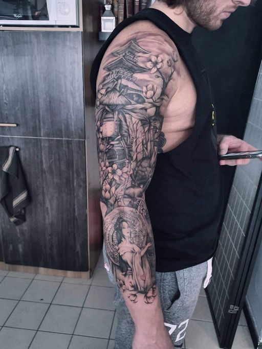 Flash tattoo