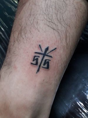 SS @santasuerte1 #aquatattoo #tatuaje #tattoo #mexico #ink #tatuajes #tattoos #inked #blackwork #tatuadoresmexicanos #art #tattooed #arte #tattoolife #blackworkers #guanajuato #diseño #tattooart #blackink #tattooartist #mexicotattoo #picoftheday #tattoostudio @tattoodo 
