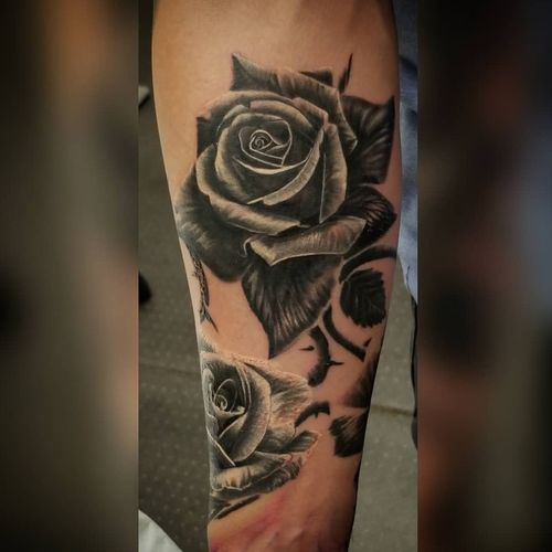 Tattoo Uploaded By Josue Cortez Rose Half Sleeve Rose Roses Rosetattoo Blackandgrey Tattoodo