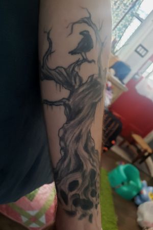 Left Arm - Tree