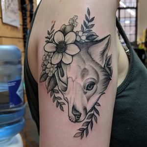 My First Tattoo by the very talented Ali Burke when she was tattooing at Stallions & Galleons, Swansea! (Could not add her or the studio as they're not registered to Tattoodo, but wanted to share nonetheless!)