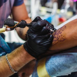 Wormhole Tattoo is offering a Full range of professional tattoo guns and tattoo kits at Online Tattoo Wholesale service at starting $54.99.
https://wormholetattoosupply.com/