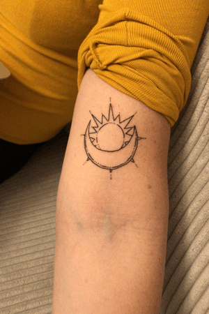 Minimalist Tattoo 