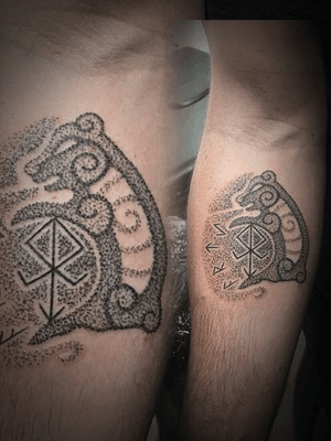 Protection Tattoo, rune and bear, for the loose of there son 💔............................................................... #tattoo #rune #runetattoo #stikandpoke #poked #viking #vikingtattoo #tat #reykjavik #reykjaviktattoo #iceland #icelandtattoo #icelandic #spiritual #necktattoo #backtattoo #norse #vikings #artist #tattooidea #handpoke #handpoketattoo #handmade #denmark #bear #beartattoo #copenhagen #copenhagensfinest #tattooart #københavn 