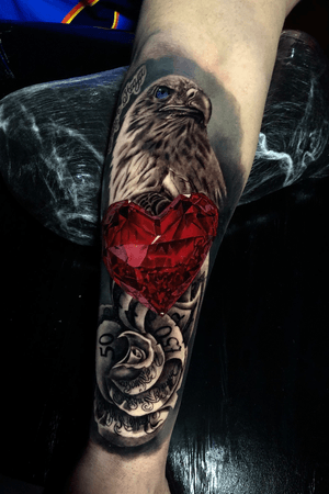 #eagle #diamond #heart #rose #blackandgreytattoo 
