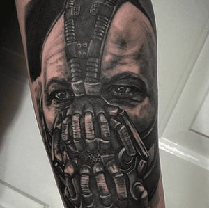 We're all about the villians of our favourite movies today with @dannyrealistictattooing doing a badass Bane portrait! Get in touch with us on 020 8549 4705 for more details!