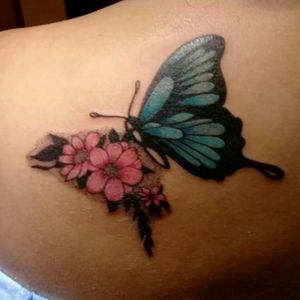 #butterflytattoo #flowers #mariposa #cute 