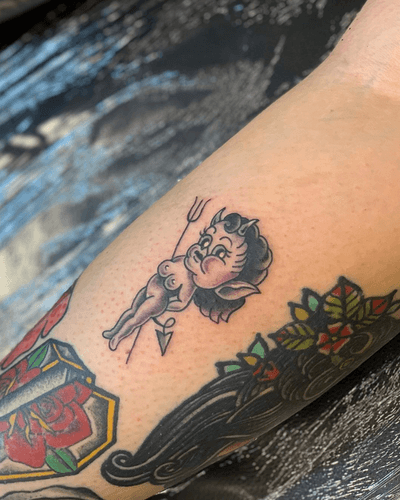 Mini black and grey she devil titty blast off. Done at the magic land @allstartattoo_ireland during the madness of the yearly anniversary party, last month. Thanks @rossnagle @emmettclarketattoos @cormacmcnealy and @leesa_kerin for taking such good care of all us!