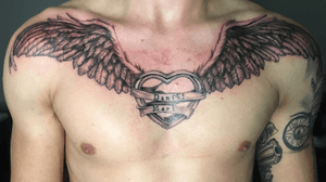 🤟😎#hromov_tattoo #blackwork #blackworktattoo #blackandgray #hearttattoo #heart #wings #wingstattoo #familytattoo