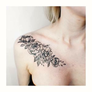 Tattoo artist Yablokova Ira, Kyiv Instagram/FB: YablokovaTattoo #татумастеркиев #tattookiev #kievtattoo #yablokovatattoo #ukrainetattoo #tattooukraine #tattoo_culture_ua