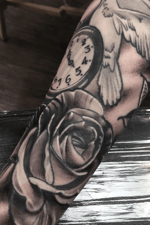 Black and grey cover up roae from philadelphia tattoo collective 