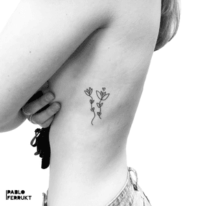 Little flower for @christineleas, thanks so much! For appointments call @tattoosalonen or drop by the studio.#linework ....#tattoo #tattoos #blackwork #ink #inked #tattooed #tattoist #blackworktattoo #copenhagen #købnhavn #tattoosleeve #tatoveriger #tatted #minimalistictattoo #theoldbarbershop #tatts #tats #moderntattoo #tattedup #inkedup#berlin #peonytattoo #tattoosalonen #peonies #lineworktattoo #rose  #littleflower